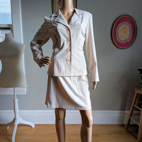 Vintage 90s Alyn Paige Skirt Suit Set Blazer Cream Ally McBeal Office Corpcore - Picture 1 of 9